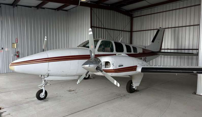 1974 Beech Baron 58